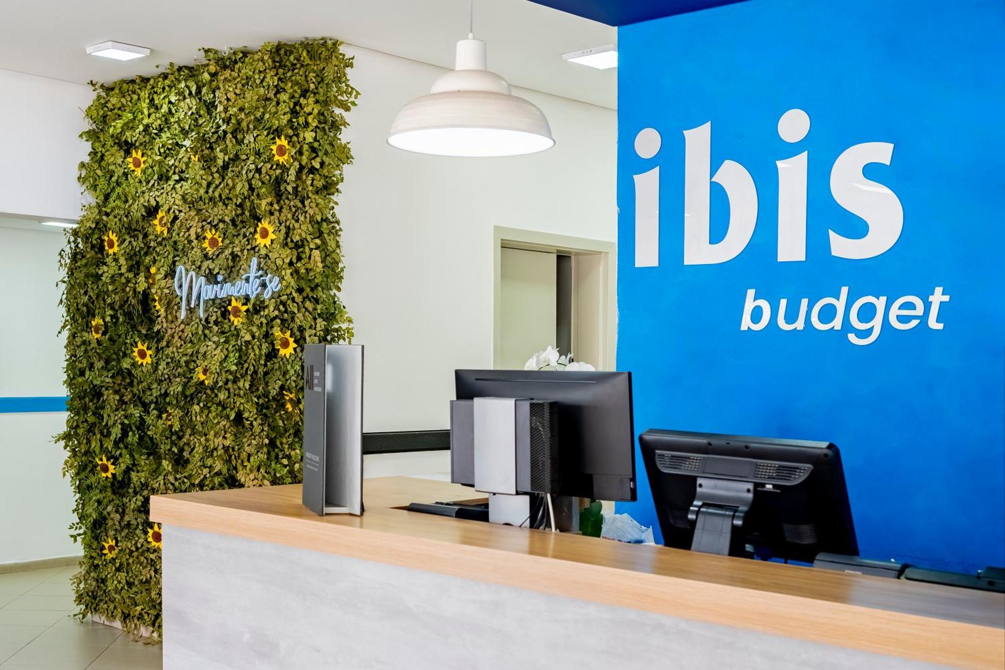 Ibis Budget ピラシカーバ エクステリア 写真