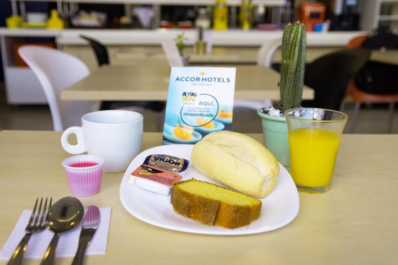 Ibis Budget ピラシカーバ エクステリア 写真